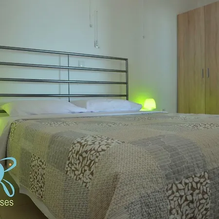 公寓 Helona Kamária